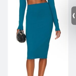 💥💥SALE!!💥💥 Susana Monaco Essential Slim High Waisted Midi Skirt in Sea.